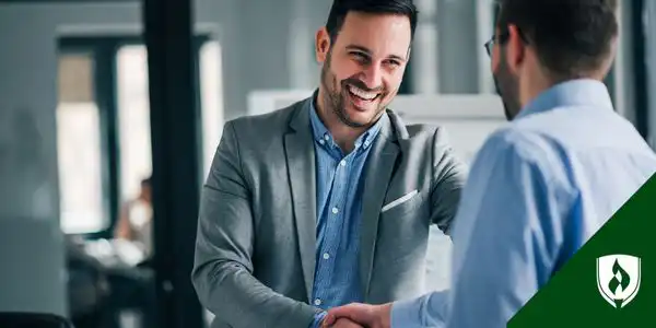 How to Become a Business Assistant